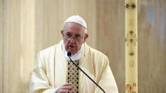 El Papa urge la «colaboración internacional científica para encontrar vacunas y tratamientos» frente al coronavirus