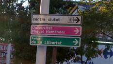 Ciudadanos irá a los tribunales si Elche sigue sin rotular las señales de tráfico en castellano