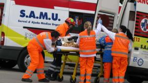 Herido grave un hombre de 28 años tras volcar su coche en la N-332 en Ondara