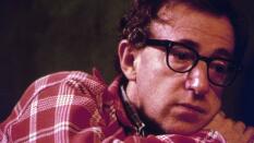 El hijo adoptivo de Woody Allen culpa a Mia Farrow de «lavarle el cerebro»