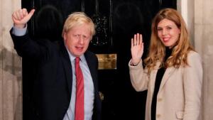 Boris Johnson anuncia su compromiso con Carrie Symonds, que está embarazada
