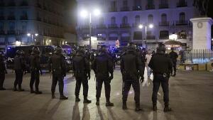 Interior prevé castigar con hasta 30.000 euros el uso de capuchas en actos vandálicos