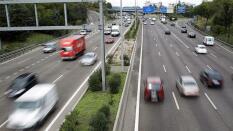 Retenciones en entradas y salidas de Barcelona al inicio del puente de Todos los Santos