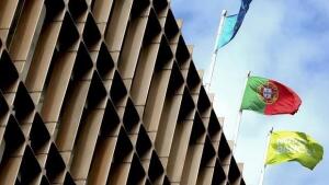 Santander, Caixabank y BCP dan los primeros pasos en la carrera por hacerse con Novo Banco