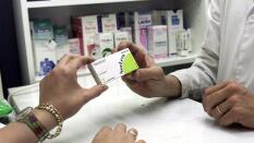 Apoyo de políticos y asociaciones médicas a financiar la píldora del día después