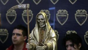 
Florece el culto a la Santa Muerte en EE.UU.
