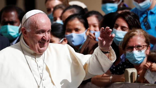 El Papa vuelve a recibir peregrinos después de seis meses de aislamiento