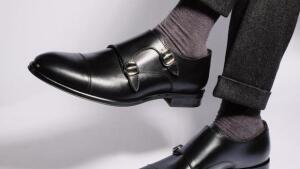 Qué son los zapatos monktrap y cómo se llevan con elegancia