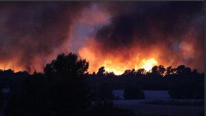 Un incendio obliga a desalojar a 100 niños en Ayora