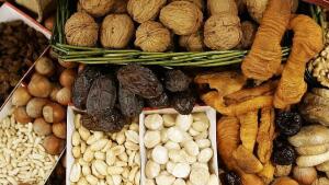 El consumo diario de frutos secos disminuye el riesgo de enfermedades cardiovasculares