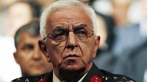 Dimite la cúpula del Ejército turco por desavenencias con Erdogan