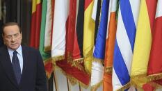 Berlusconi cede a las presiones de la UE y anunciará mañana nuevos ajustes en las pensiones