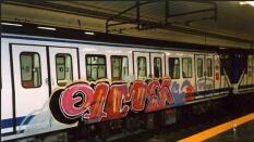 Nuevo ataque de los grafiteros al Metro: pintan un tren de la línea 12
