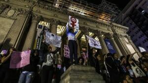 Se entrega otro participante de la violación a la menor en Brasil