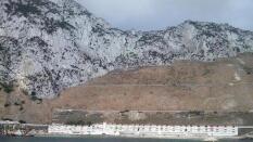 Gibraltar prepara ahora muros submarinos