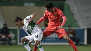 El Barcelona se divierte a costa del Elche