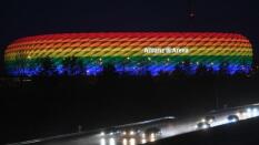 La UEFA rechaza que se ilumine el estadio de Múnich con la bandera arcoiris