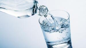 Estos son los momentos de tu vida en los que debes beber más agua de lo habitual