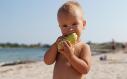 Cómo mantener los hábitos alimenticios de los niños en verano
