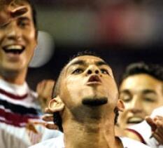 Se acostó lider y orgulloso