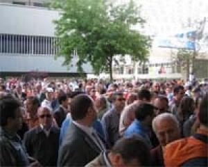 Colas en las taquillas auguran lleno absoluto para la semifinal de UEFA en el Sánchez Pizjuán