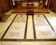 La Asociación Andaluza de la Memoria Histórica considera «un insulto» el fajín de Queipo de Llano de la Macarena
