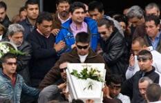 El padre de Mari Luz pide tiempo para llorar la pérdida de su hija