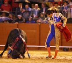 Manzanares triunfa contra los elementos