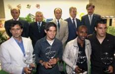 Edu y Luis Fabiano, galardonados con el premio 'Calidad Certificada' a los futbolistas andaluces más destacados