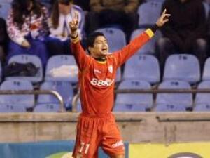El Sevilla remonta el marcador y vence al Deportivo con diez jugadores