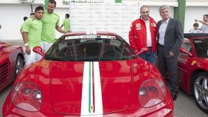 El Villamarín acogió la concentración de Ferrari