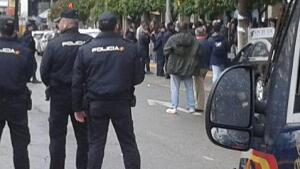 Protestas y tensión en San Juan en la presentación del «Partido por la Libertad»