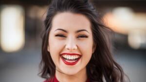 Los 3 kits de blanqueamiento dental que debes valorar