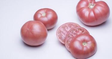 El tomate rosa que hace furor entre los consumidores polacos