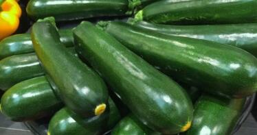 Precios por debajo de costes en el inicio de la campaña de invernadero en Almería