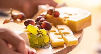 Ni fresco ni light: estos son los quesos más bajos en grasas y que menos engordan