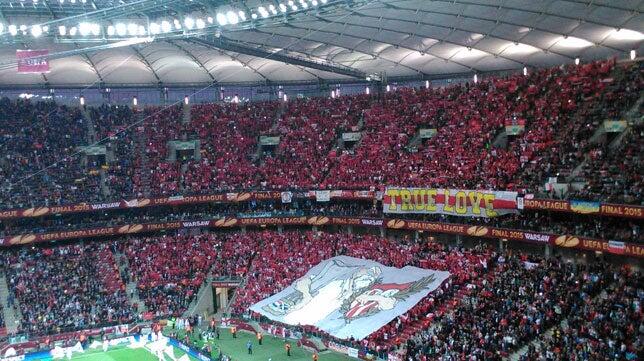 Tifo No Juegues Con El Rey De Europa