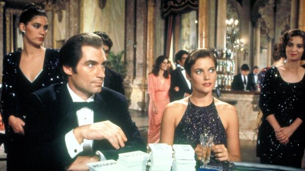 Timothy Dalton Películas Y Programas De Televisión